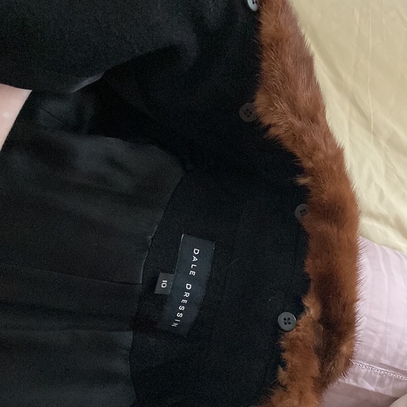 Coat - Picture 8 of 10